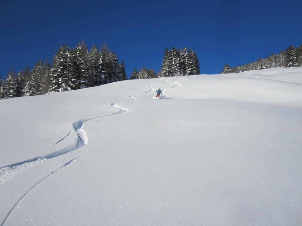 Haus Mattle Apartment Pettneu am Arlberg Bagian luar foto