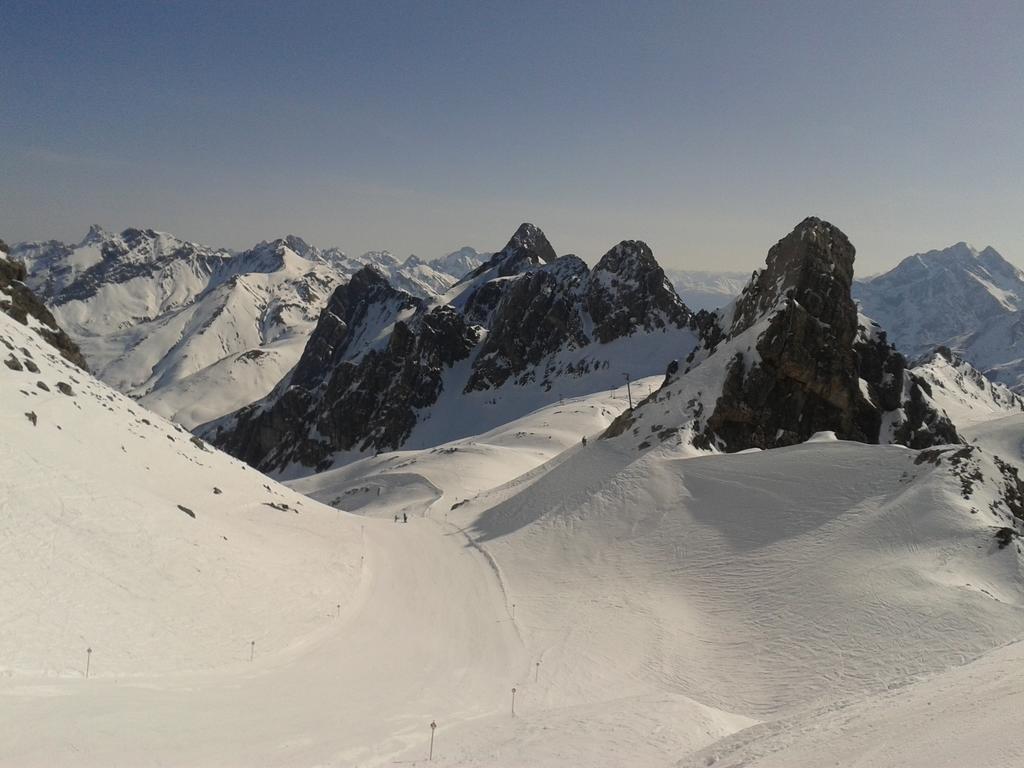 Haus Mattle Apartment Pettneu am Arlberg Bagian luar foto