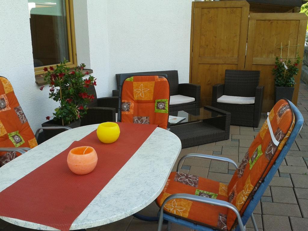 Haus Mattle Apartment Pettneu am Arlberg Ruang foto