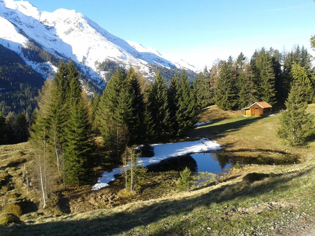 Haus Mattle Apartment Pettneu am Arlberg Bagian luar foto