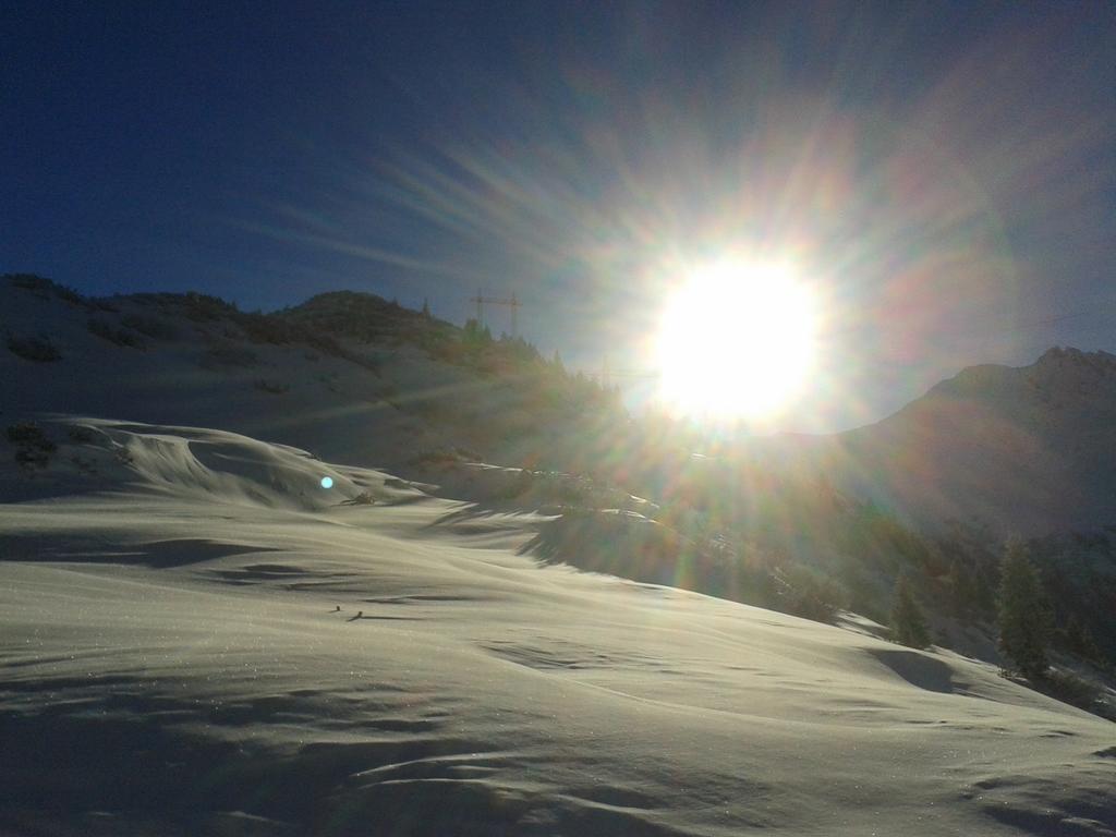 Haus Mattle Apartment Pettneu am Arlberg Bagian luar foto