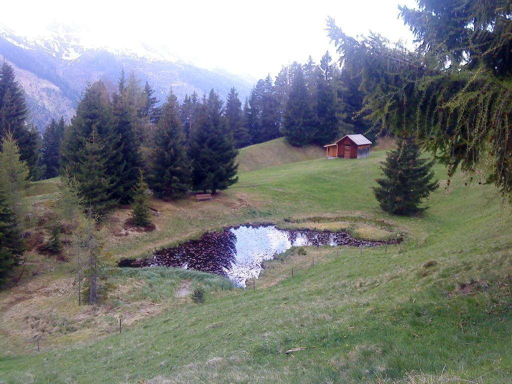 Haus Mattle Apartment Pettneu am Arlberg Bagian luar foto