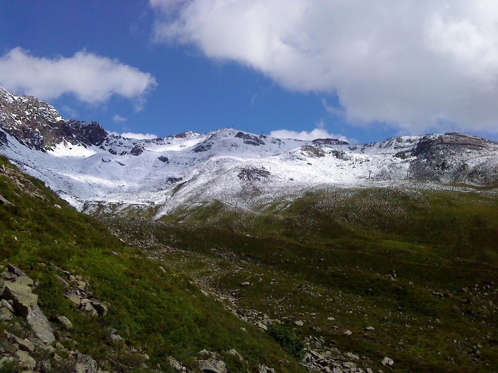 Haus Mattle Apartment Pettneu am Arlberg Bagian luar foto