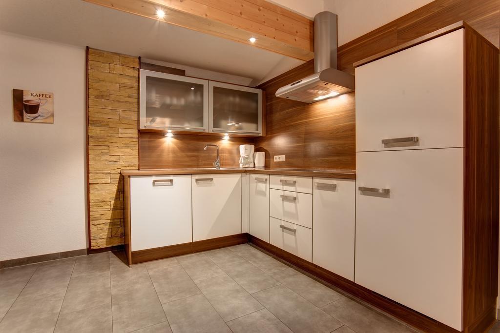 Haus Mattle Apartment Pettneu am Arlberg Ruang foto
