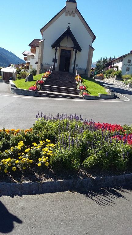 Haus Mattle Apartment Pettneu am Arlberg Bagian luar foto